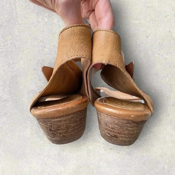 Miz Mooz Women's Cheerful Leather Buckle Sandals Size 8 Brown - Picture 4 of 6